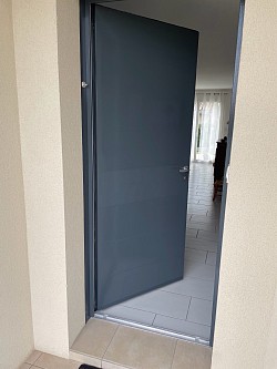 Porte aluminium